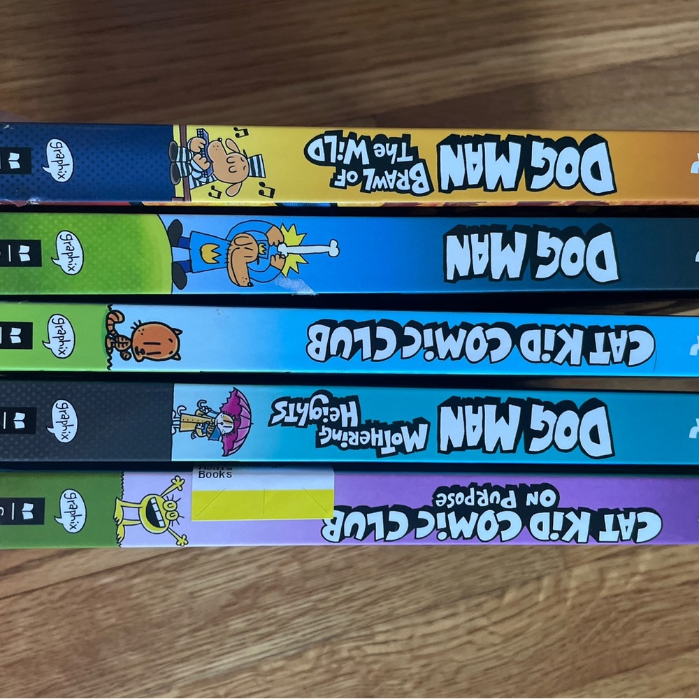 Set of 5 DogMan Books